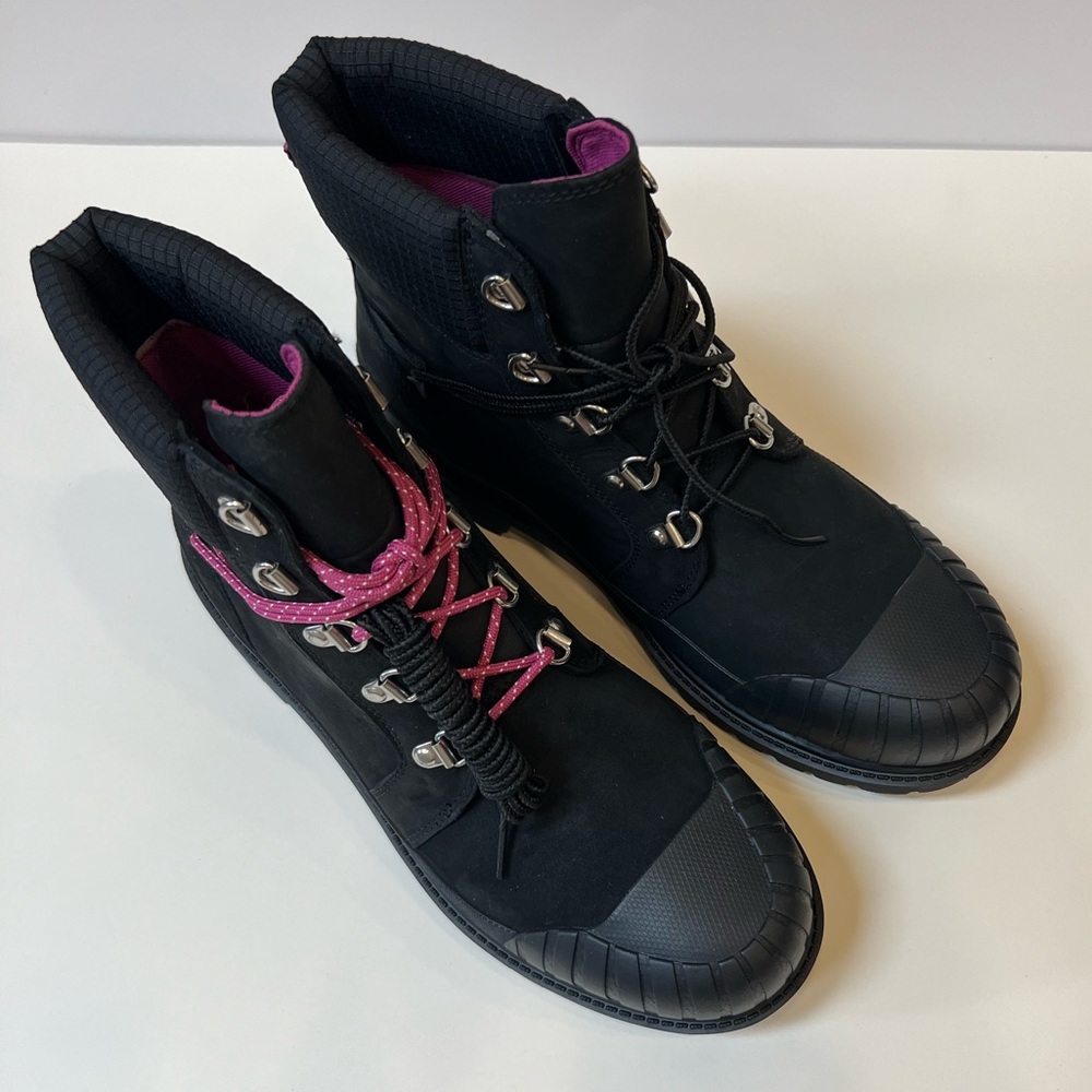 NWOT Timberland Black Leather Boots with Pink and Black Lace Options Included - Picture 2 of 15